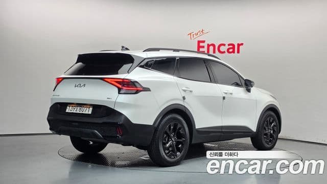 Kia Sportage 2024 — Фото 2/20