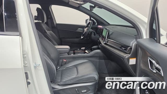 Kia Sportage 2024 — ფოტო 4/33