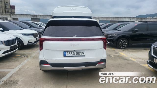 Kia Carnival 2024 — Фото 2/20