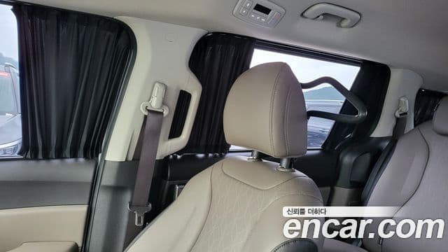Kia Carnival 2024 — Фото 11/20