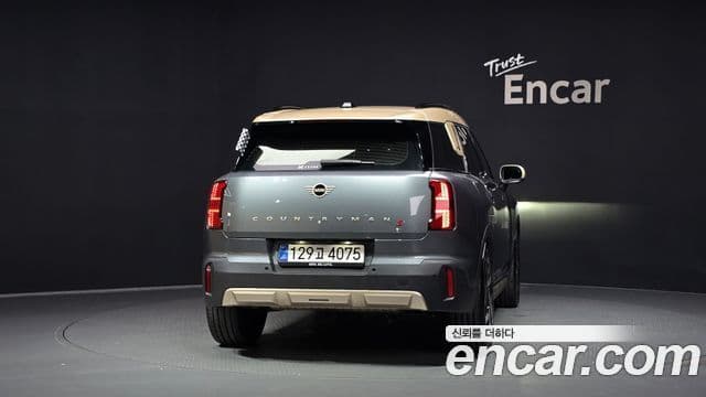 Mini Cooper S Countryman 2025 — Фото 4/20