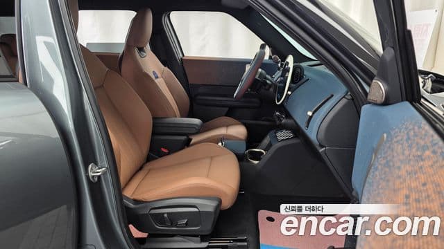Mini Cooper S Countryman 2025 — Фото 11/20