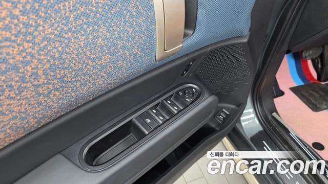 Mini Cooper S Countryman 2025 — ფოტო 28/35
