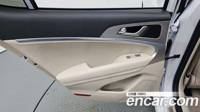 Genesis G70 2023 — Şəkil 30/36