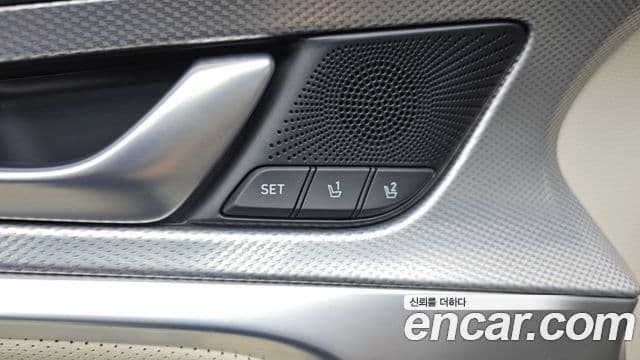 Genesis G70 2023 — Şəkil 17/36