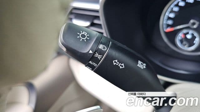 Genesis G70 2023 — Şəkil 34/36