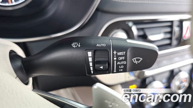 Genesis G70 2023 — Şəkil 35/36