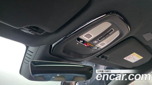 Volvo S90 2025 — Photo 8/40