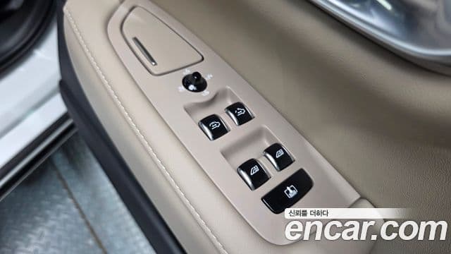 Volvo S90 2025 — Photo 31/40