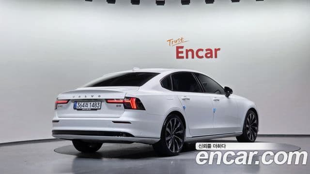 Volvo S90 2025 — Şəkil 31/38