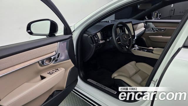 Volvo S90 2025 — Şəkil 16/38