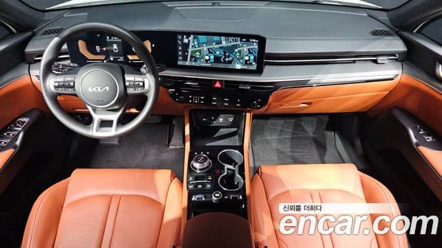 Kia K5 2023 — Photo 3/20