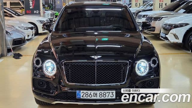 Bentley Bentayga 2020 — Photo 18/20