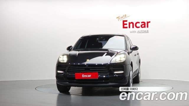 Porsche Macan 2019 — Фото 3/20