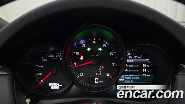 Porsche Macan 2019 — Фото 8/20