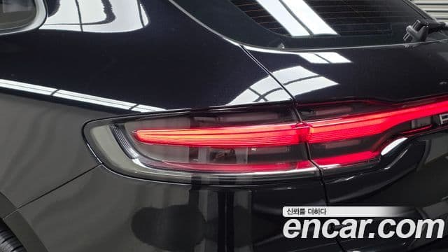 Porsche Macan 2019 — ფოტო 12/32