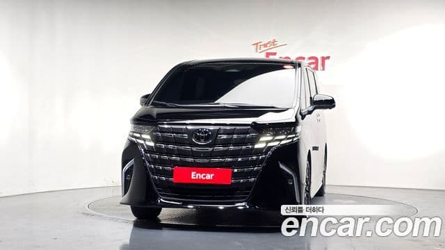 Toyota Alphard 2025 — ფოტო 9/34