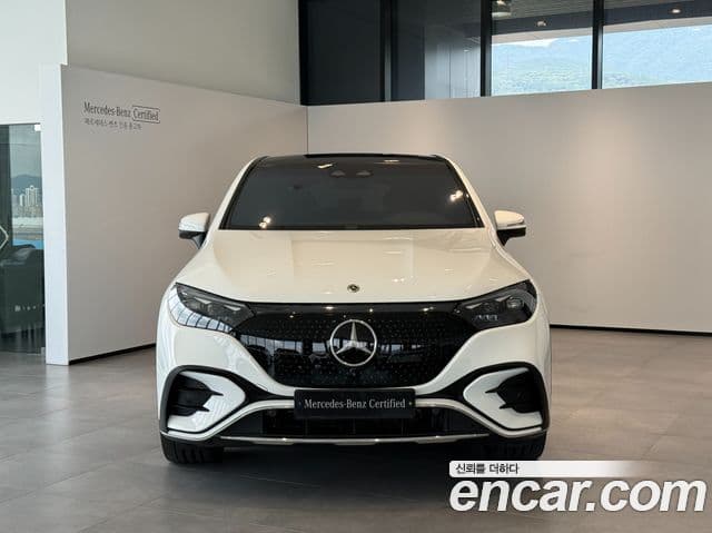 Mercedes-Benz EQE SUV 2024 — ფოტო 11/20