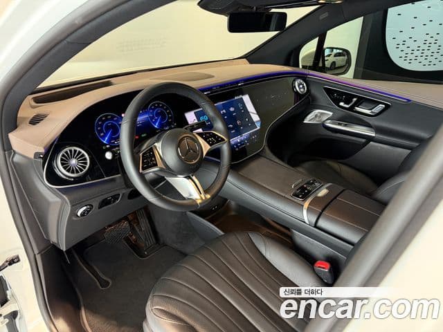 Mercedes-Benz EQE SUV 2024 — ფოტო 12/20