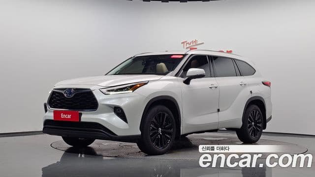 Toyota Highlander 2024 — Фото 10/20