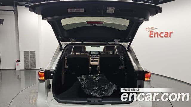 Toyota Highlander 2024 — Şəkil 24/35