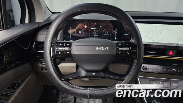 Kia Carnival 2025 — Фото 13/20