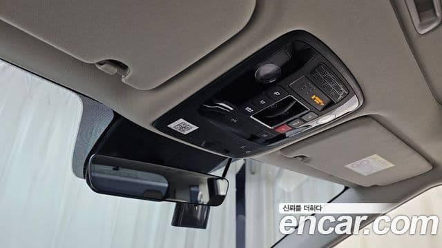 Kia Carnival 2025 — Şəkil 12/35
