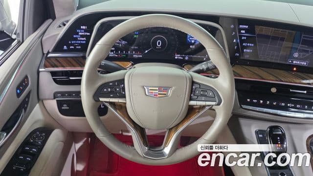 Cadillac Escalade 2021 — Фото 12/20