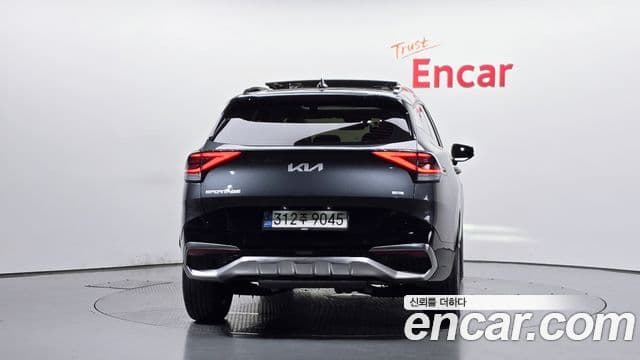 Kia Sportage 2022 — Фото 4/20