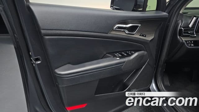 Kia Sportage 2022 — Şəkil 24/32