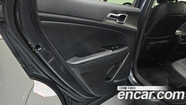Kia Sportage 2022 — Şəkil 23/32