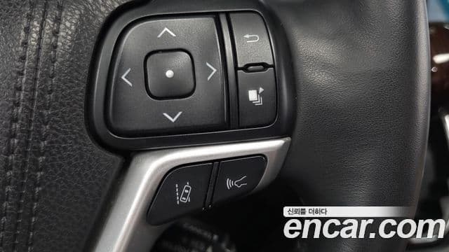 Toyota Sienna 2018 — Фото 15/20