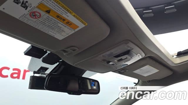 Toyota Sienna 2018 — Şəkil 30/35