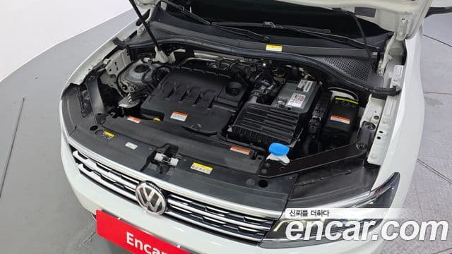 Volkswagen Tiguan 2020 — Şəkil 13/37
