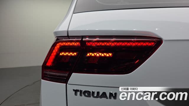 Volkswagen Tiguan 2020 — Şəkil 6/37