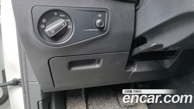 Volkswagen Tiguan 2020 — Şəkil 16/37