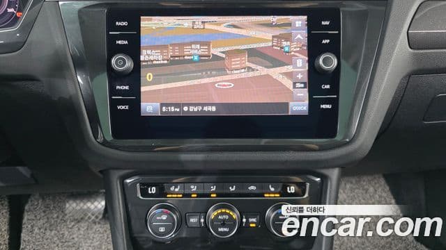 Volkswagen Tiguan 2020 — Şəkil 28/37