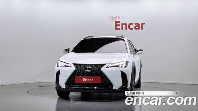 Lexus UX250h 2024 — Фото 3/20