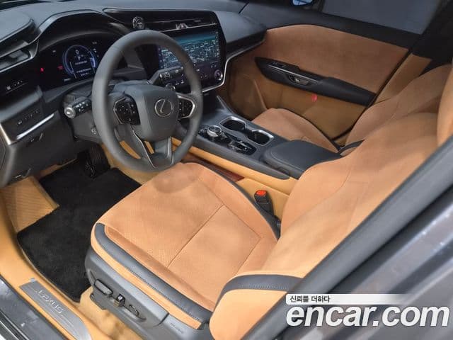Lexus RZ450e 2023 — Şəkil 12/15
