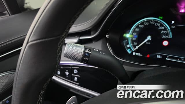 Genesis GV70 2022 — Şəkil 16/40