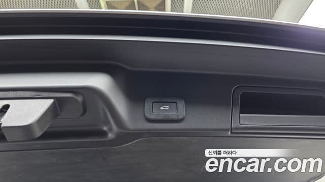 Land Rover Range Rover Evoque 2023 — Şəkil 9/32