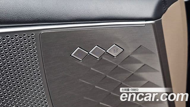 Kia K8 2021 — Photo 23/36