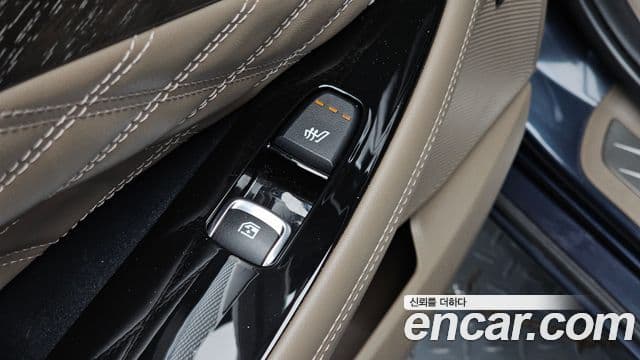 Kia K8 2021 — Photo 2/36