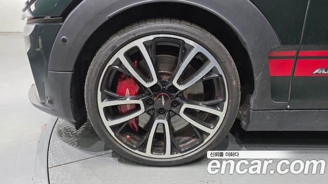Mini Cooper S Clubman 2020 — Фото 5/20
