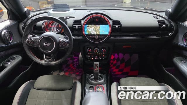 Mini Cooper S Clubman 2020 — Фото 7/20