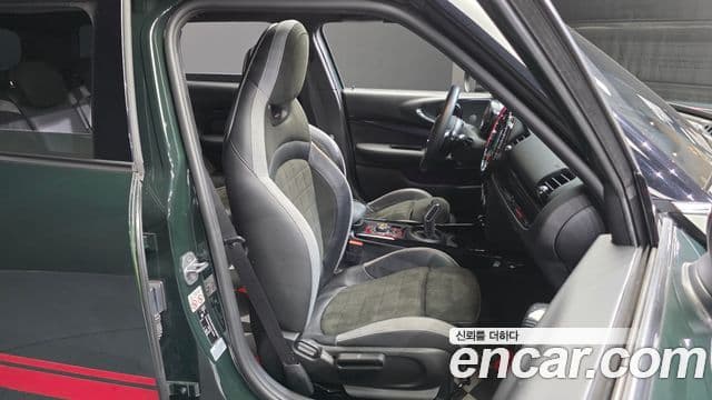 Mini Cooper S Clubman 2020 — Фото 11/20