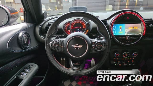 Mini Cooper S Clubman 2020 — Фото 12/20