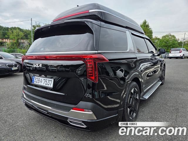Kia Carnival 2025 — Фото 1/20