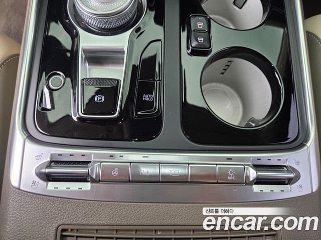 Kia Carnival 2025 — Фото 16/20