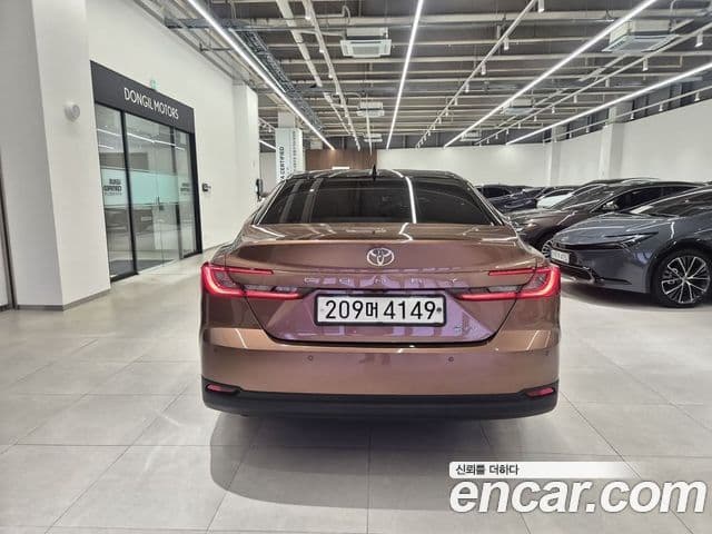 Toyota Camry 2024 — Şəkil 7/20